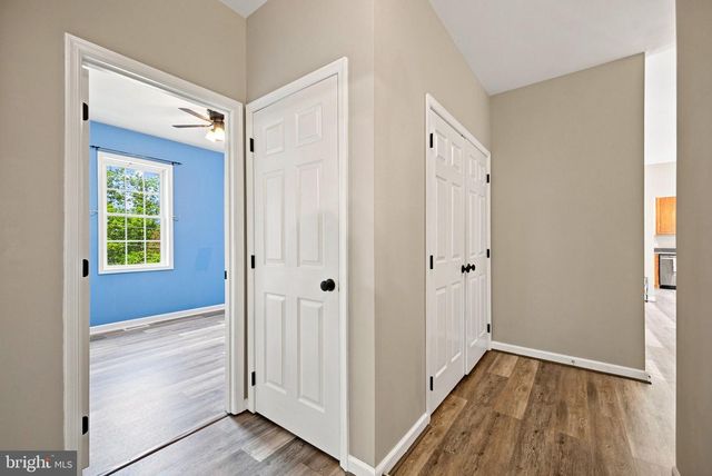 1008 ARROWHEAD RD, Front Royal, VA 22630