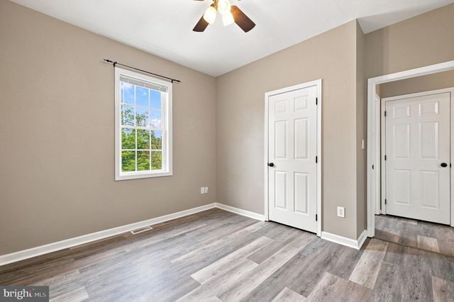 1008 ARROWHEAD RD, Front Royal, VA 22630
