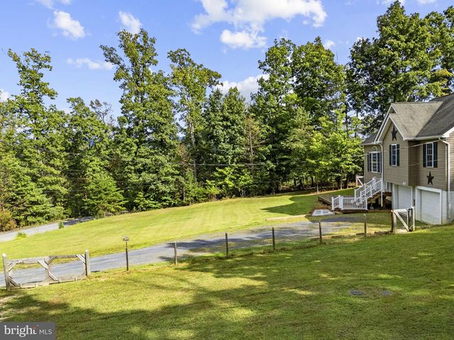 1008 ARROWHEAD RD, Front Royal, VA 22630