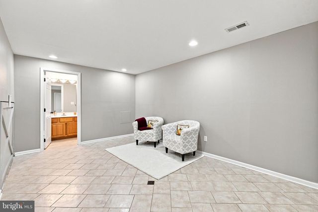 1008 ARROWHEAD RD, Front Royal, VA 22630