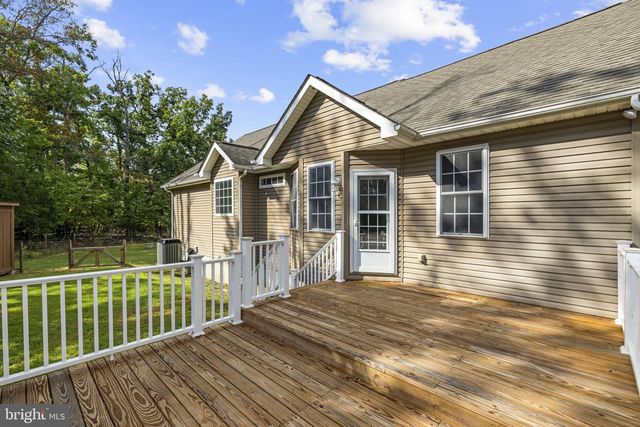 1008 ARROWHEAD RD, Front Royal, VA 22630