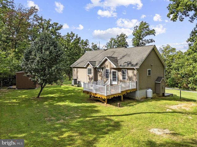 1008 ARROWHEAD RD, Front Royal, VA 22630