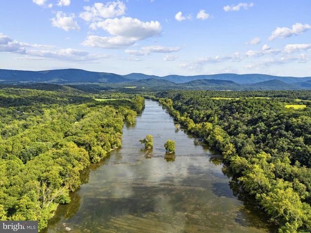 1008 ARROWHEAD RD, Front Royal, VA 22630