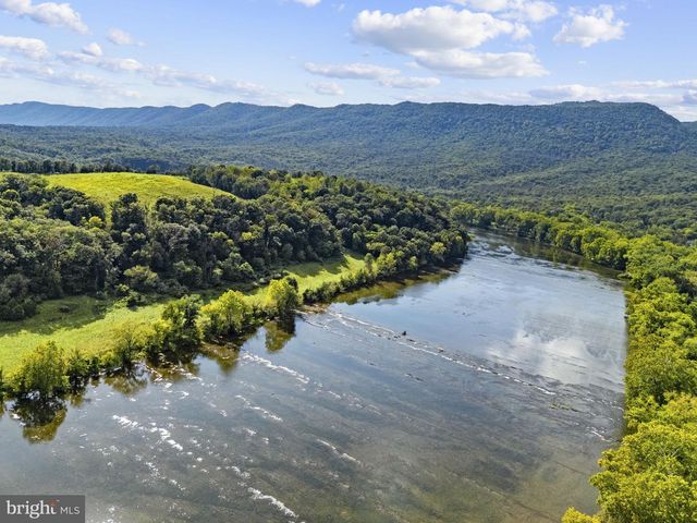 1008 ARROWHEAD RD, Front Royal, VA 22630