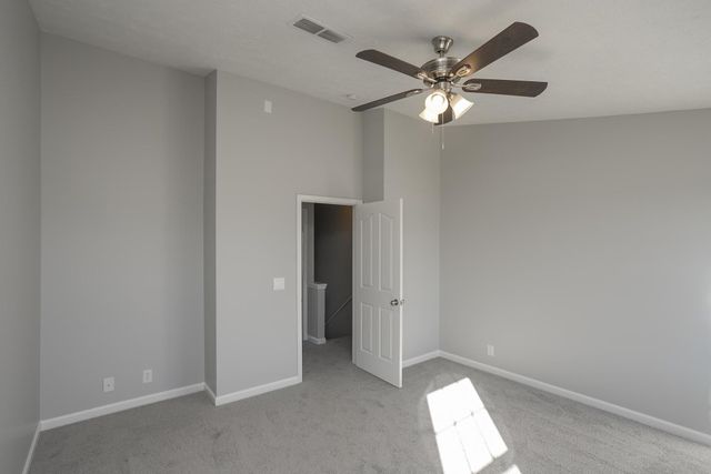 2117 Victory Gallop Ln, Murfreesboro, TN 37128