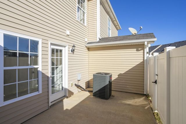 2117 Victory Gallop Ln, Murfreesboro, TN 37128