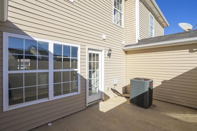 2117 Victory Gallop Ln, Murfreesboro, TN 37128