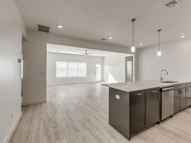 4220 NW 180th Street, Edmond, OK 73012