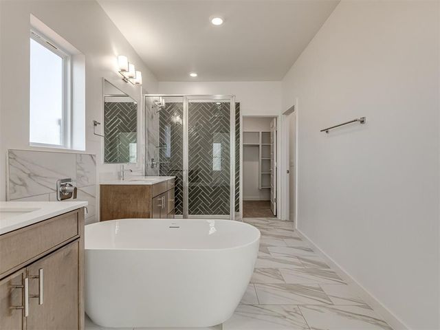 4220 NW 180th Street, Edmond, OK 73012