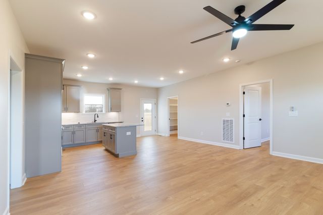 6170 Rocky Mound Road, Westmoreland, TN 37186