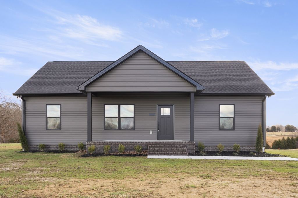 6170 Rocky Mound Road, Westmoreland, TN 37186