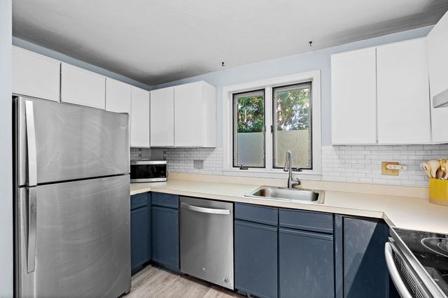 111 Brigham St 27B, Hudson, MA 01749