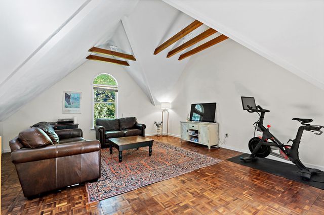 111 Brigham St 27B, Hudson, MA 01749