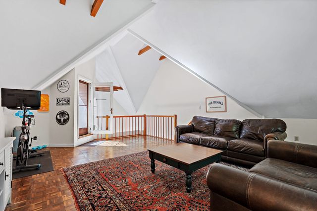 111 Brigham St 27B, Hudson, MA 01749