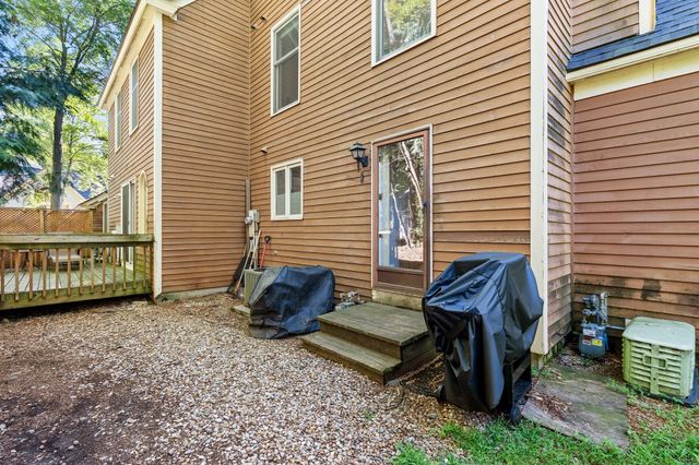 111 Brigham St 27B, Hudson, MA 01749