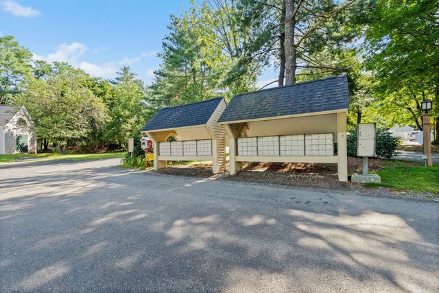 111 Brigham St 27B, Hudson, MA 01749