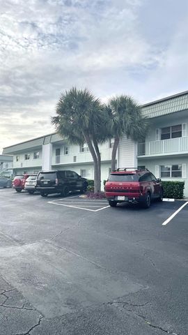 120 Wettaw Lane 112, North Palm Beach, FL 33408