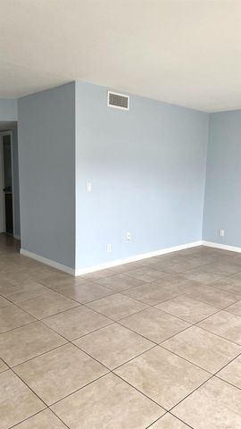 120 Wettaw Lane 112, North Palm Beach, FL 33408