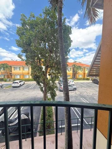 7280 NW 114th Ave 201-8, Doral, FL 33178