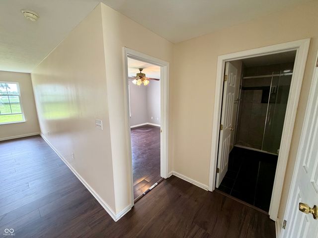 12072 Raiders Boulevard, Fishers, IN 46037