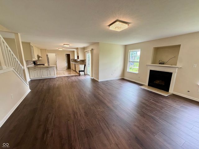 12072 Raiders Boulevard, Fishers, IN 46037