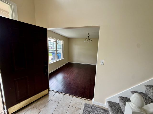12072 Raiders Boulevard, Fishers, IN 46037