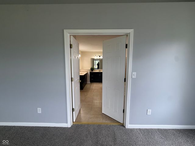 12072 Raiders Boulevard, Fishers, IN 46037