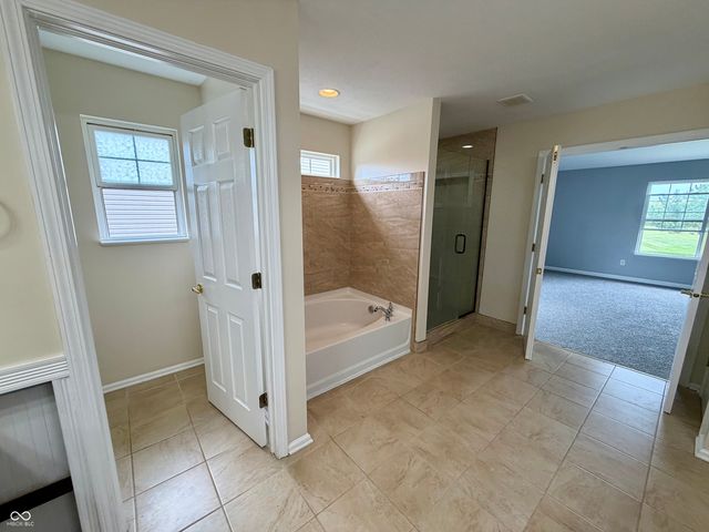 12072 Raiders Boulevard, Fishers, IN 46037