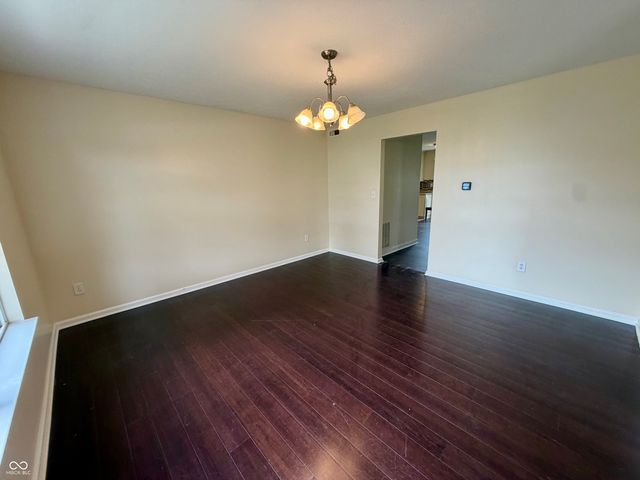 12072 Raiders Boulevard, Fishers, IN 46037