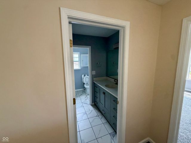 12072 Raiders Boulevard, Fishers, IN 46037