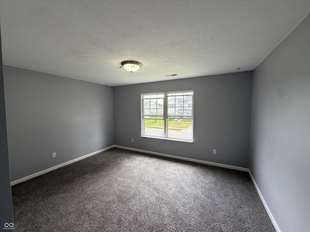 12072 Raiders Boulevard, Fishers, IN 46037