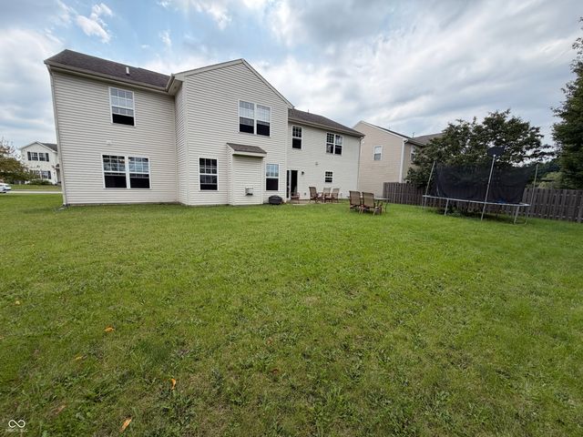 12072 Raiders Boulevard, Fishers, IN 46037