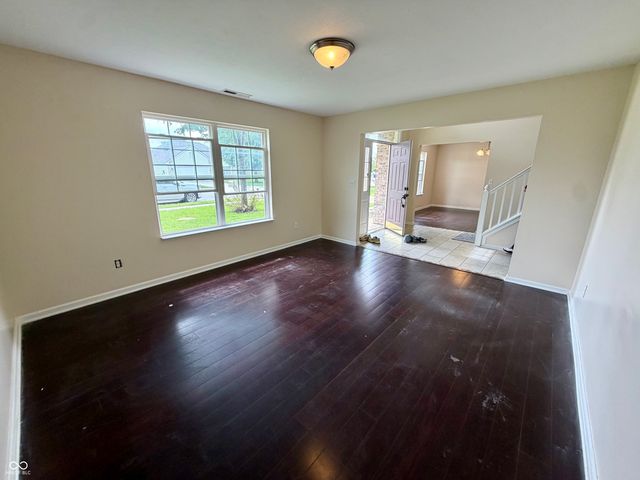 12072 Raiders Boulevard, Fishers, IN 46037