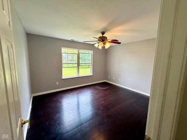 12072 Raiders Boulevard, Fishers, IN 46037