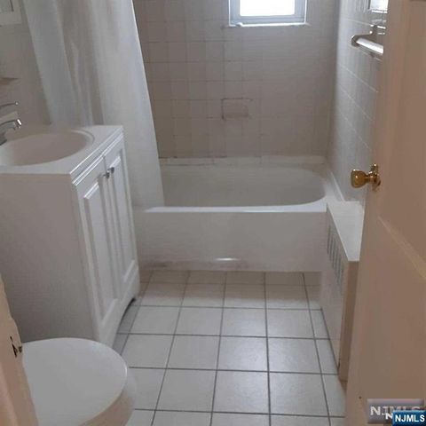 411 Main, Fort Lee, NJ 07024