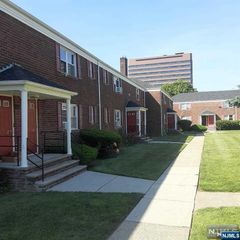 411 Main, Fort Lee, NJ 07024