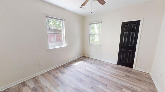 546 3rd AVE, Suffolk, VA 23434