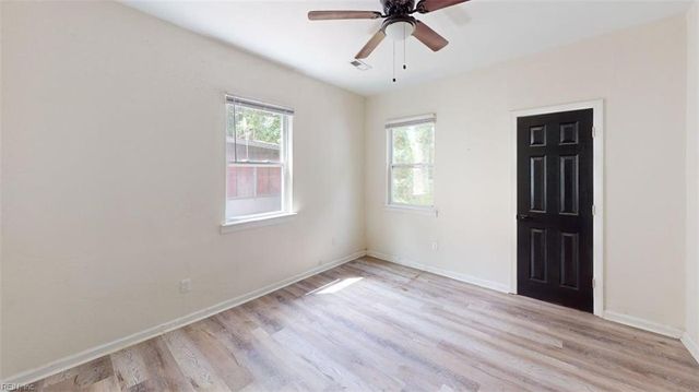 546 3rd AVE, Suffolk, VA 23434