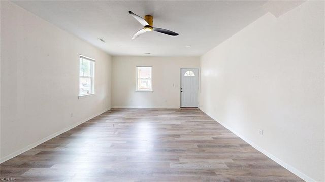 546 3rd AVE, Suffolk, VA 23434