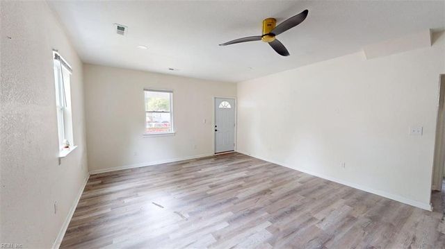 546 3rd AVE, Suffolk, VA 23434