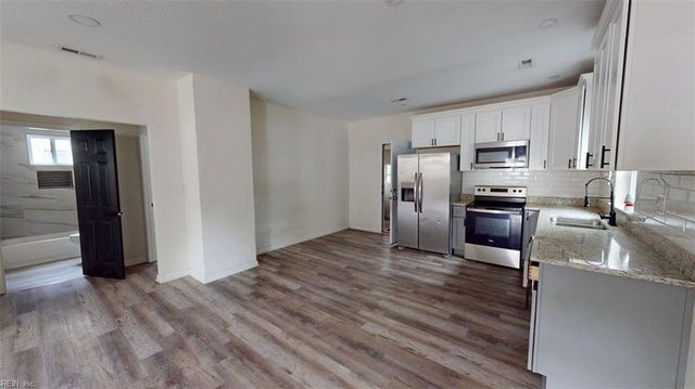 546 3rd AVE, Suffolk, VA 23434