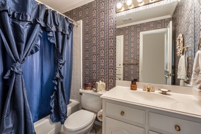 5140 Quail Lake Drive, Dallas, TX 75287