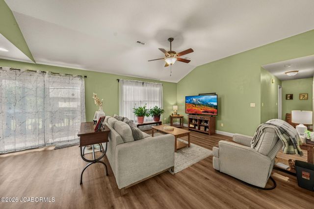6284 N WATER CRESS CIRCLE, Columbia, MO 65202