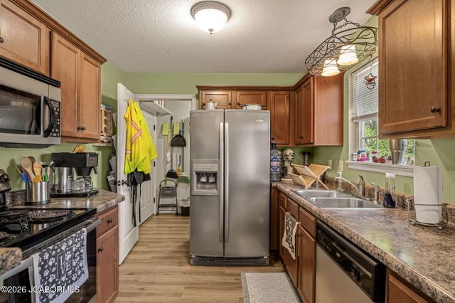 6284 N WATER CRESS CIRCLE, Columbia, MO 65202