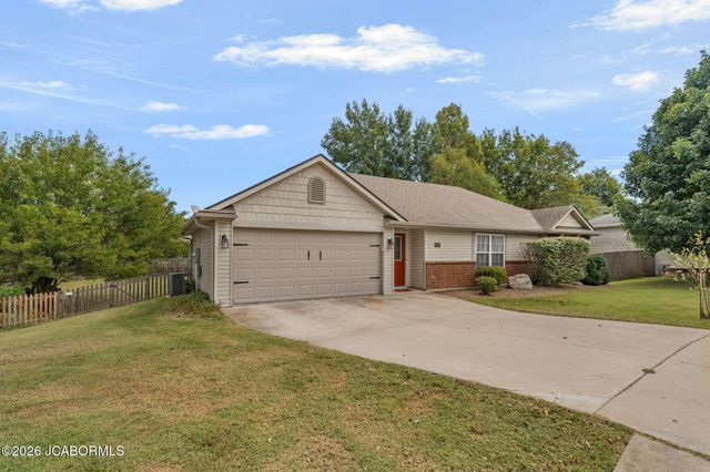 6284 N WATER CRESS CIRCLE, Columbia, MO 65202