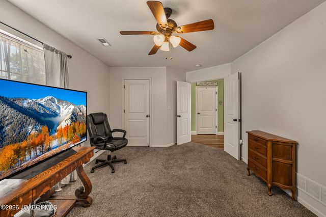 6284 N WATER CRESS CIRCLE, Columbia, MO 65202