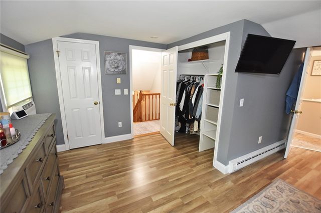 9 Little Spring Run, Perinton, NY 14450