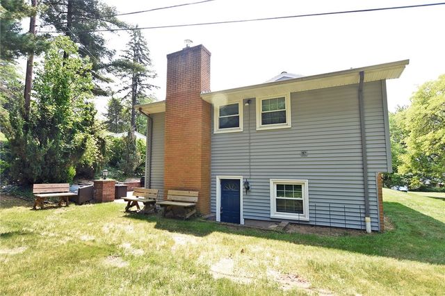 9 Little Spring Run, Perinton, NY 14450