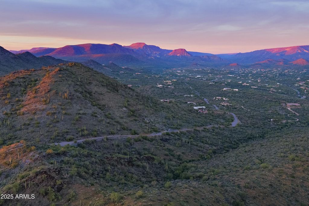 39334 N OLD STAGE Road -, Cave Creek, AZ 85331 — photo 2