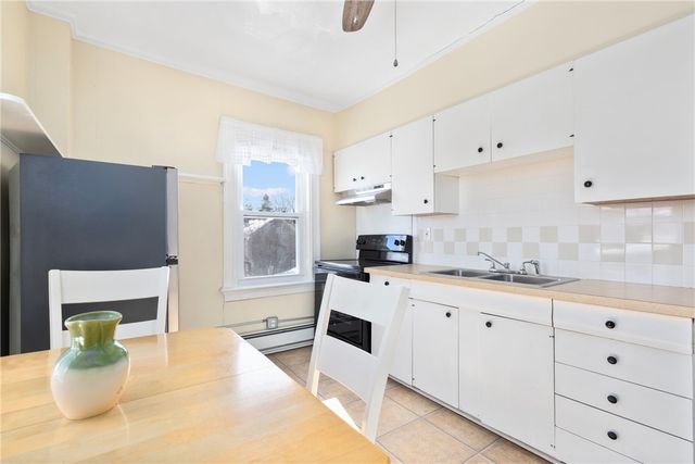 10 Braman Street 2, Newport, RI 02840